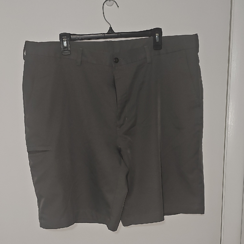Grand Slam Men's Dark Gray Flat Front Shorts